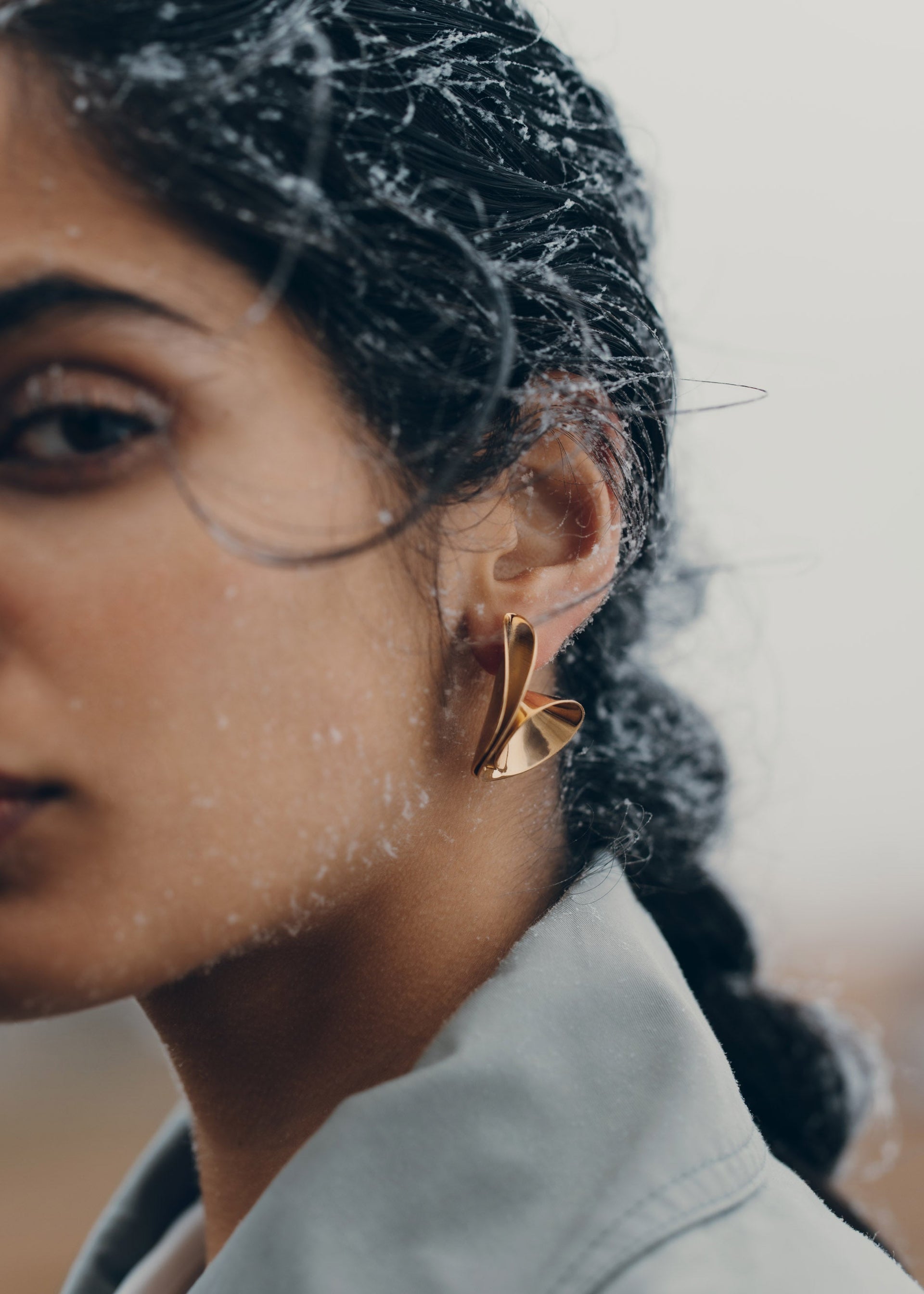 Pendientes Éole​ - chapada en oro de 24 quilates​