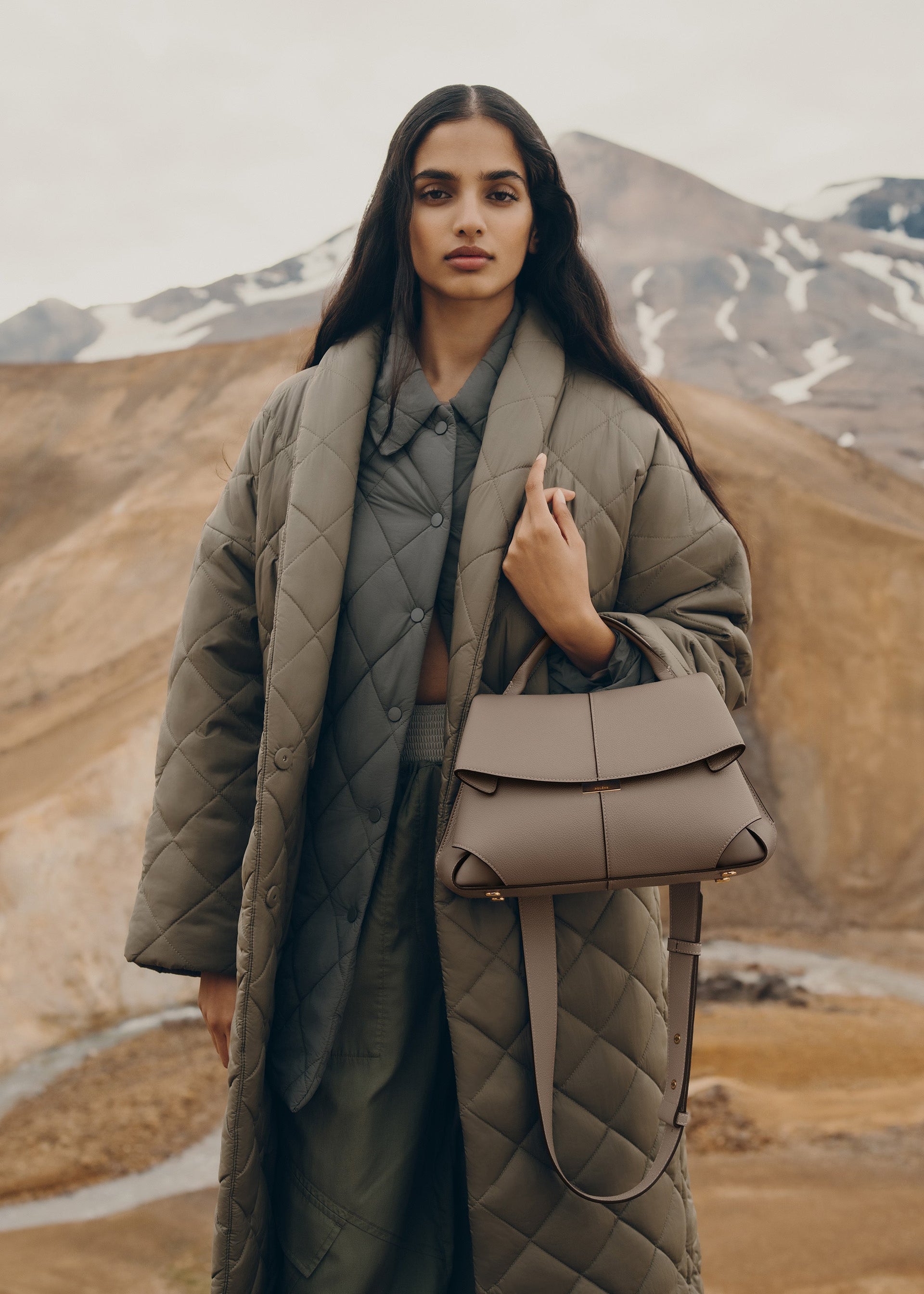 Mokki - Gris Topo Piel Granulada