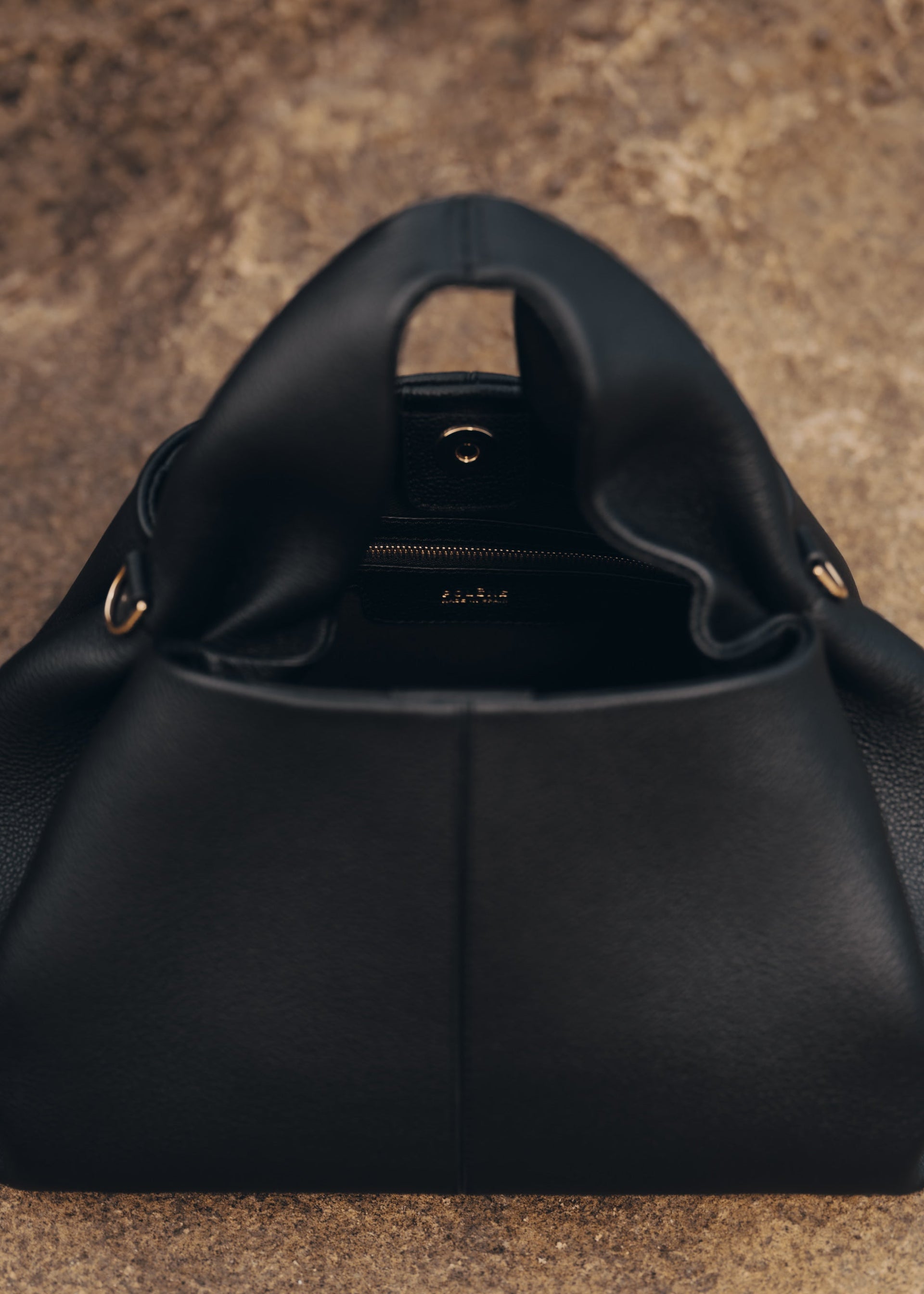 Numéro Neuf - Negro Grano