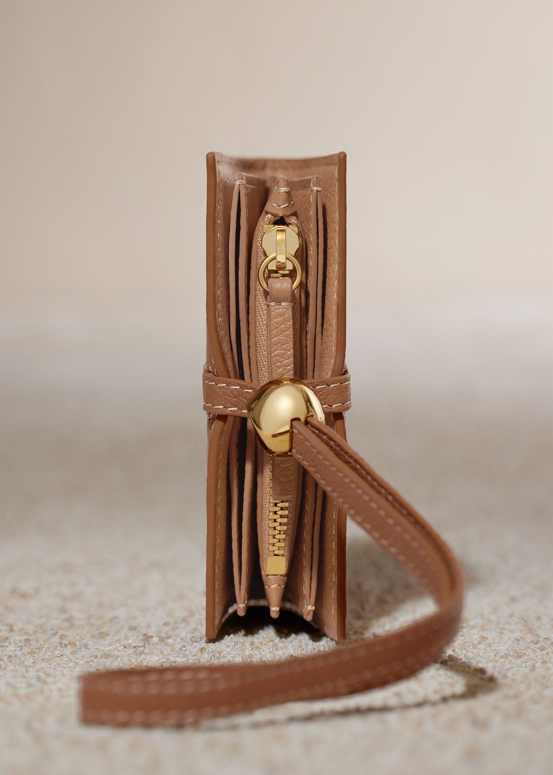 Tarjetero Kayé - Dúo Camel Grano