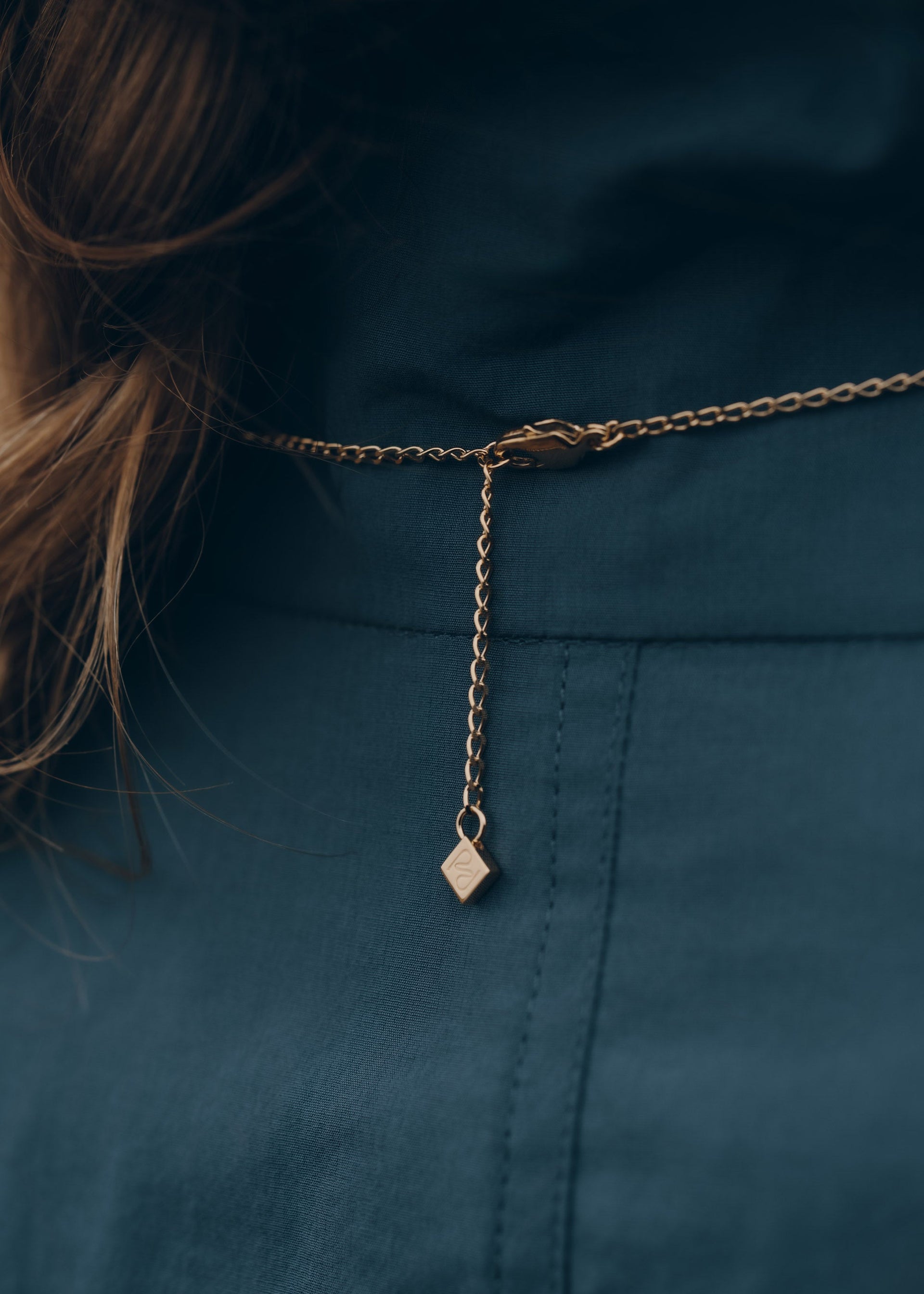 Pendientes Éole​ - chapada en oro de 24 quilates​