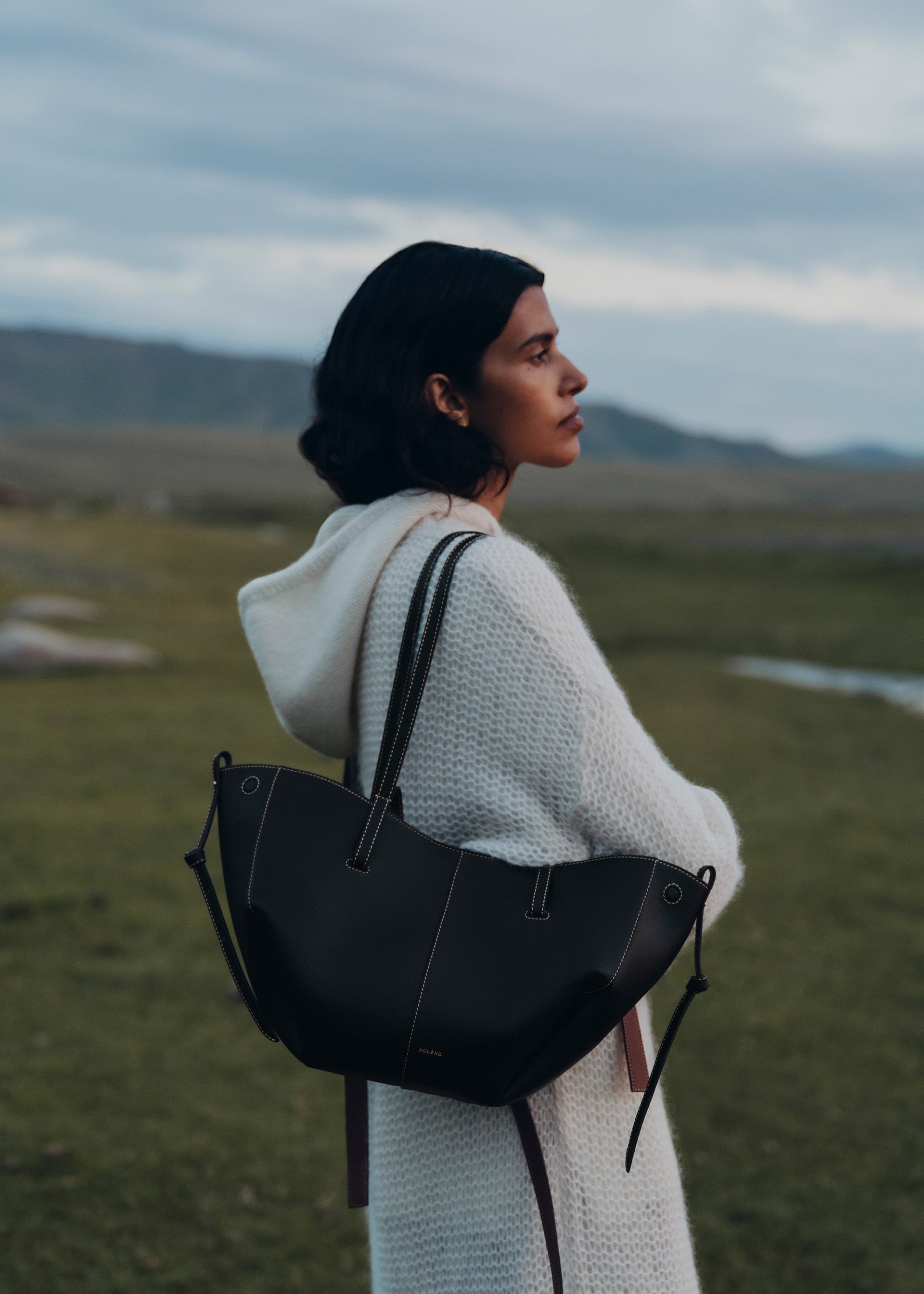 Cyme Mini - Nero Grano Cuciture Écru