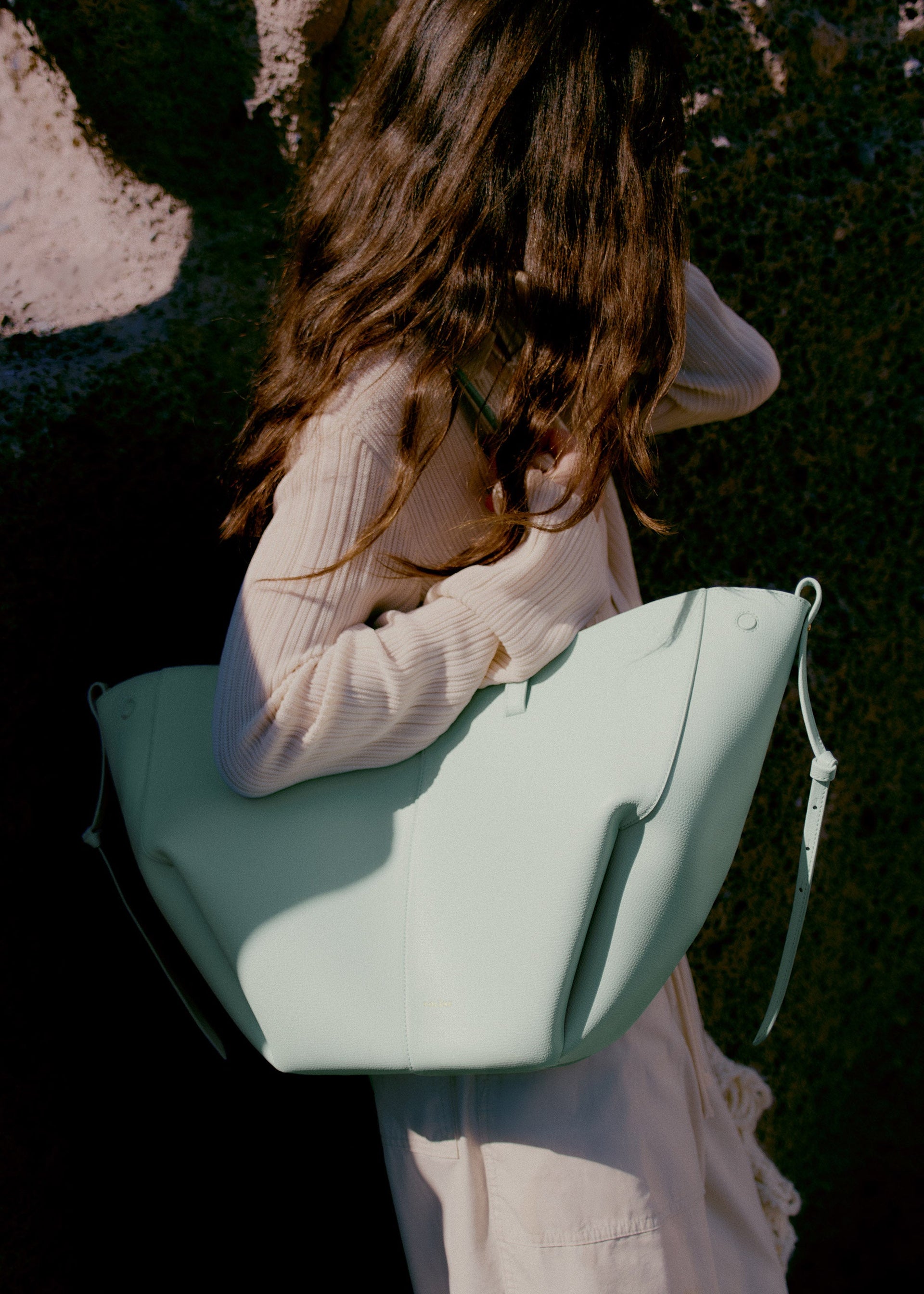 Cyme - Espuma Piel Granulada