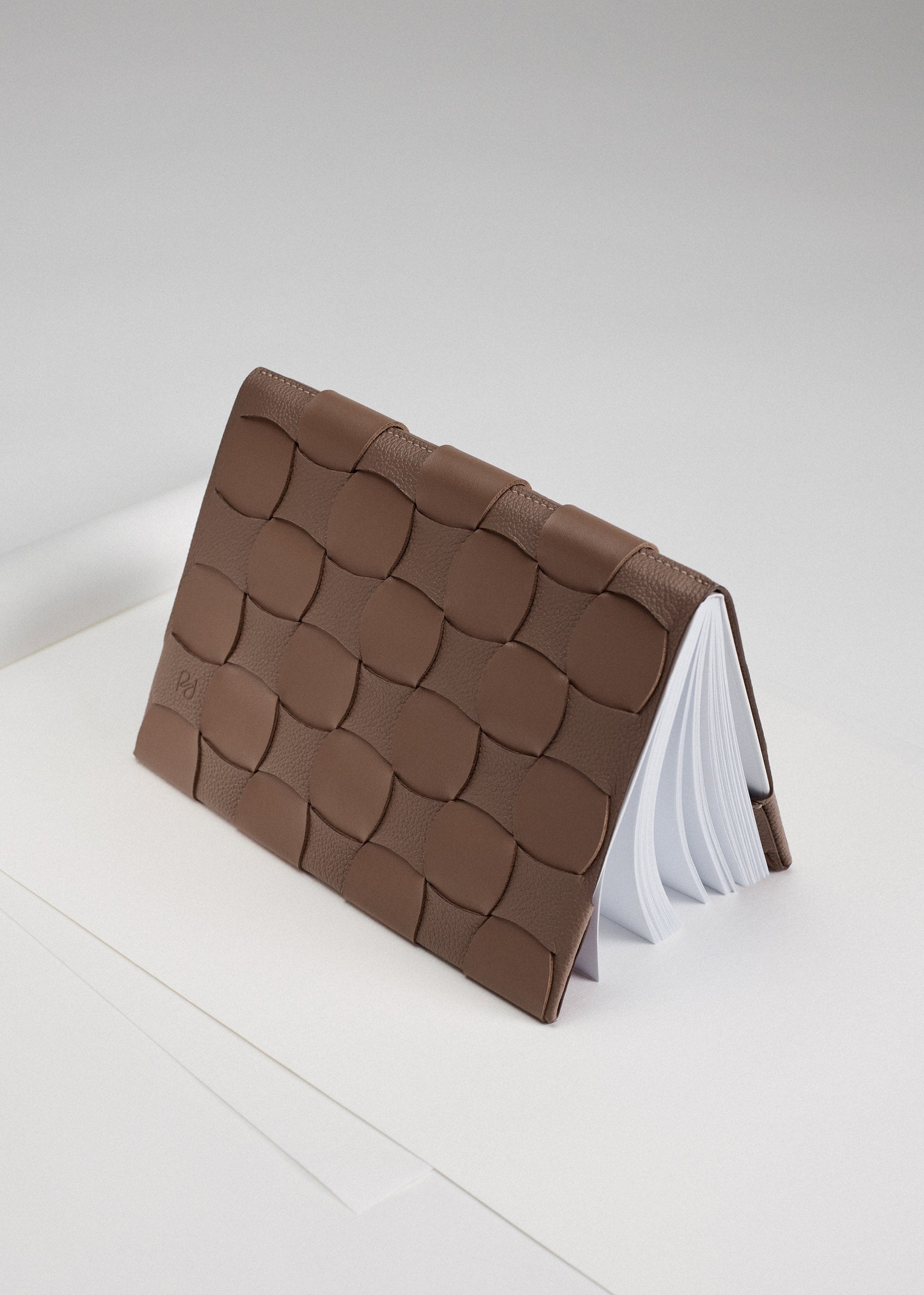 Funda Para Cuaderno Neiti A5 - Raíz 