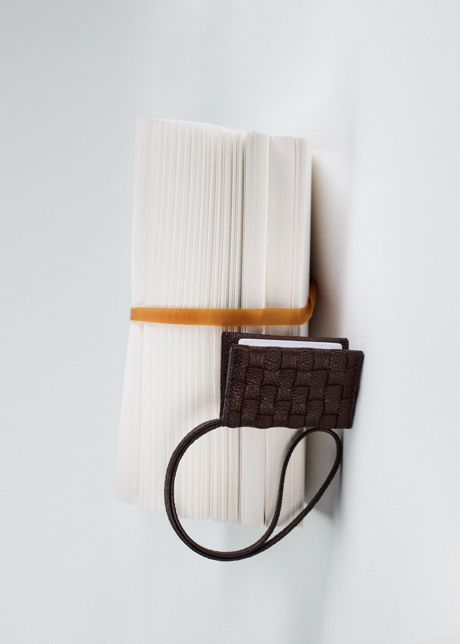 Charm L’Écrivain - Ébano