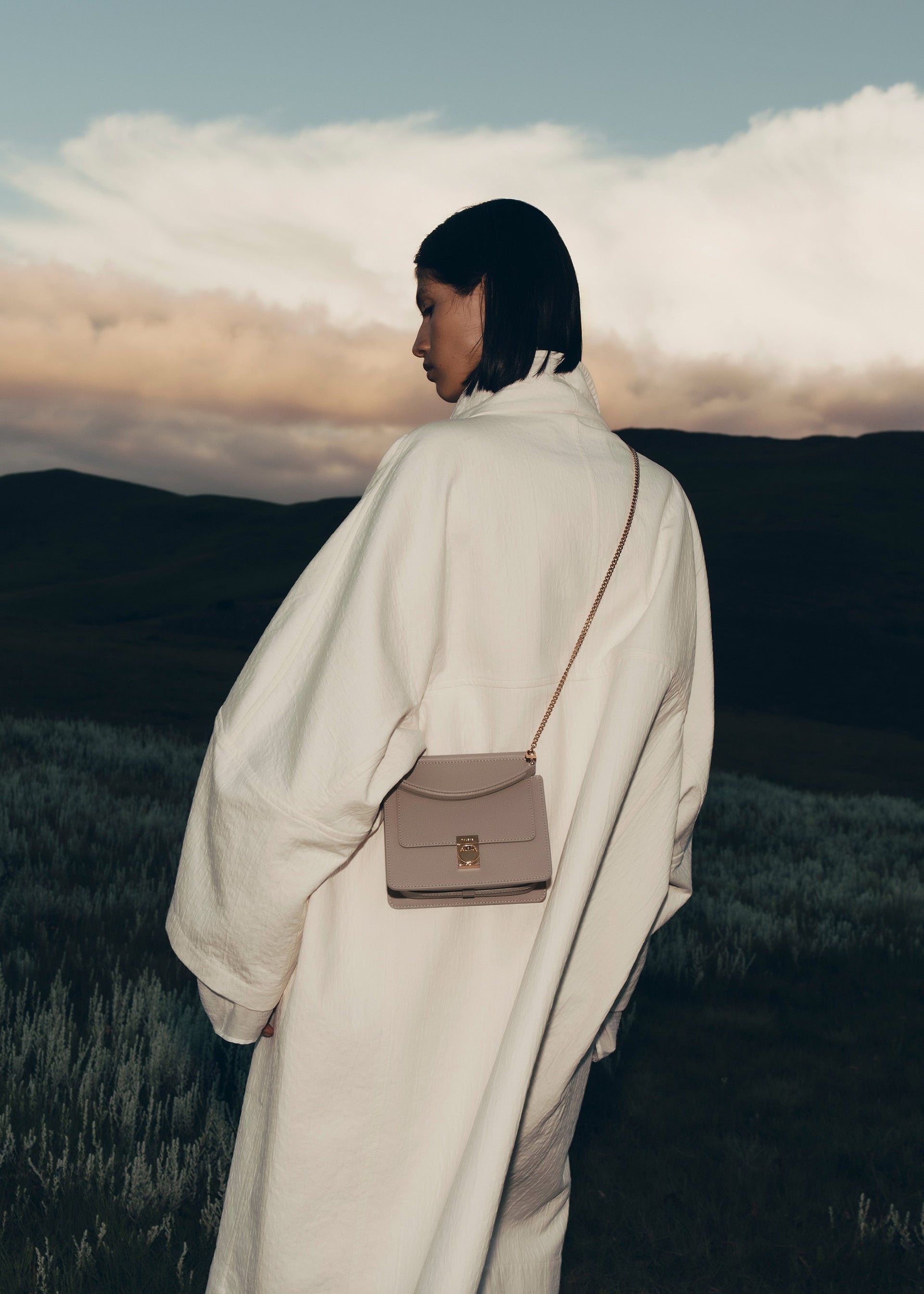 Numéro Sept Mini - Gris Topo Piel Granulada