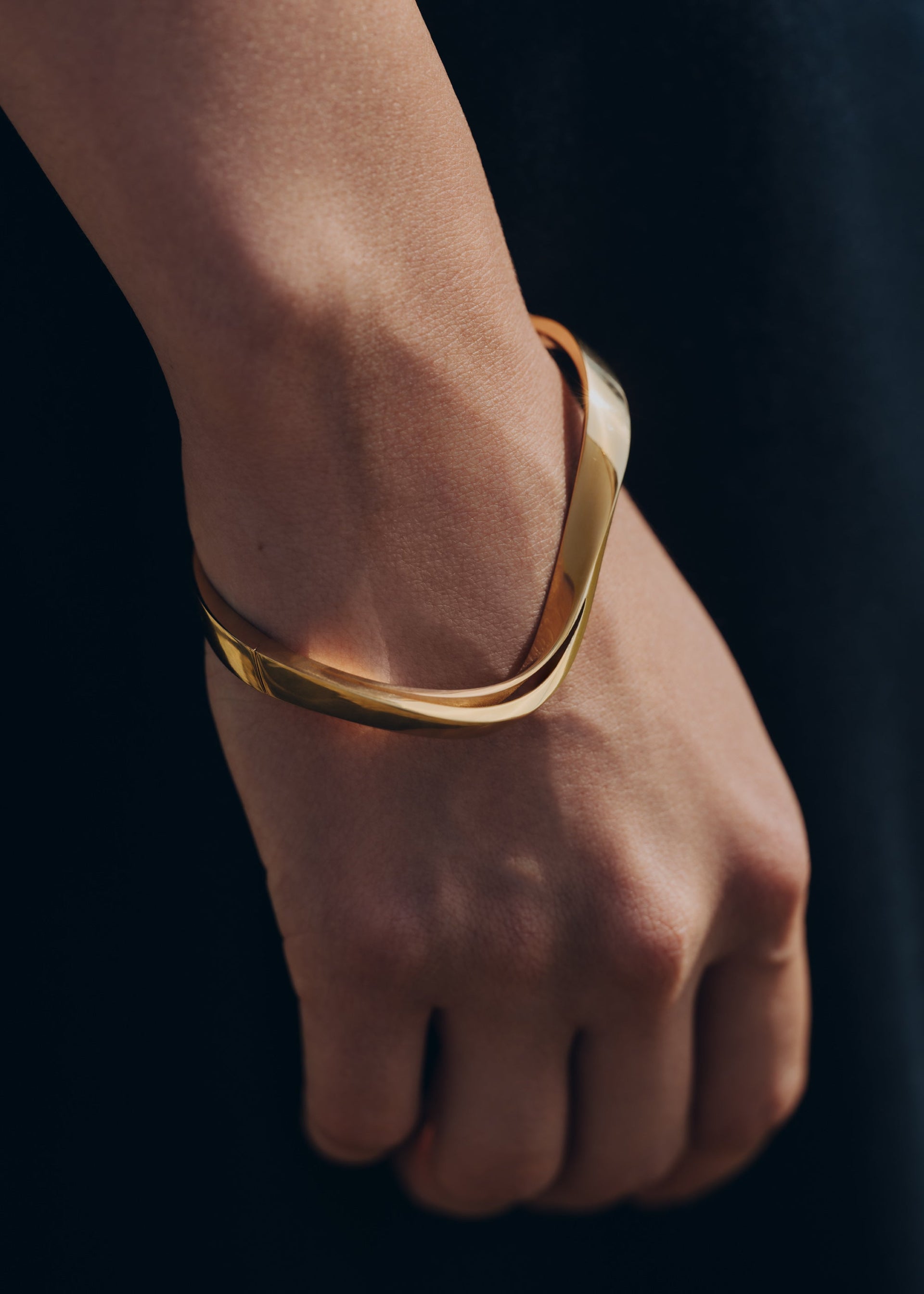 Pulsera Éole - chapada en oro de 24 quilates​