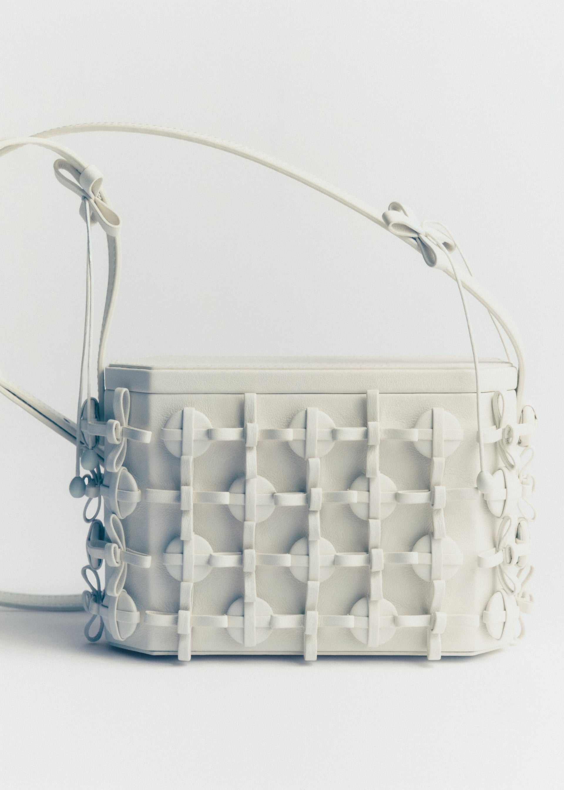 Button Bow Box - Porcelana