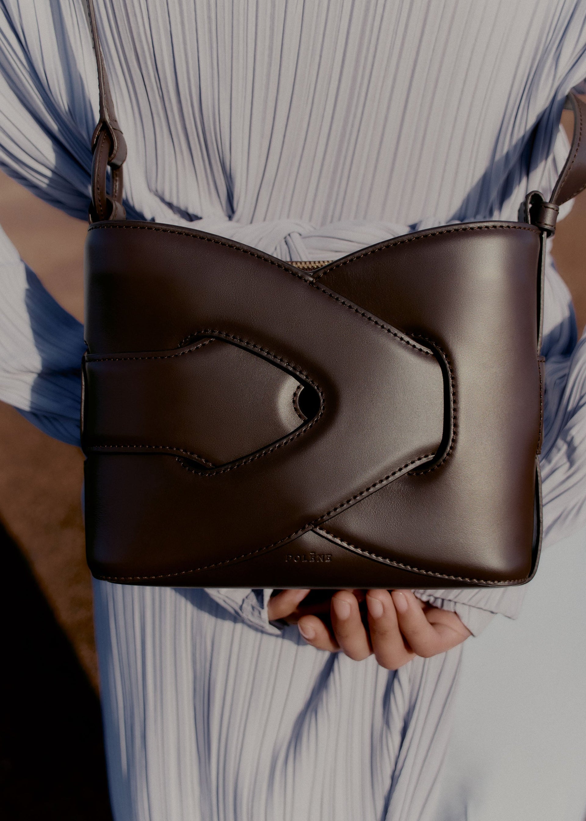 Nodde - Ébano Piel Lisa