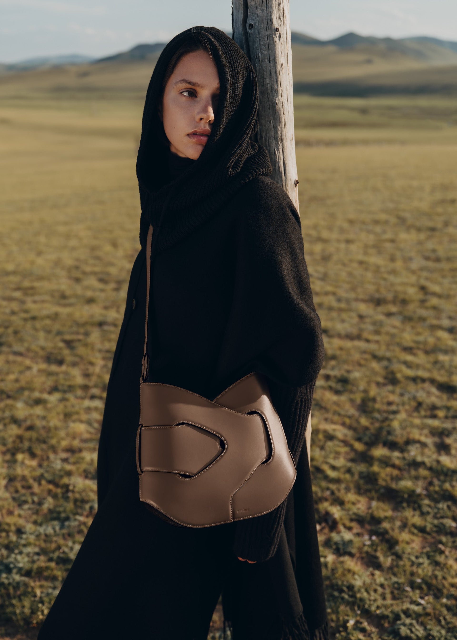 Nodde Hobo - Raíz Piel Lisa