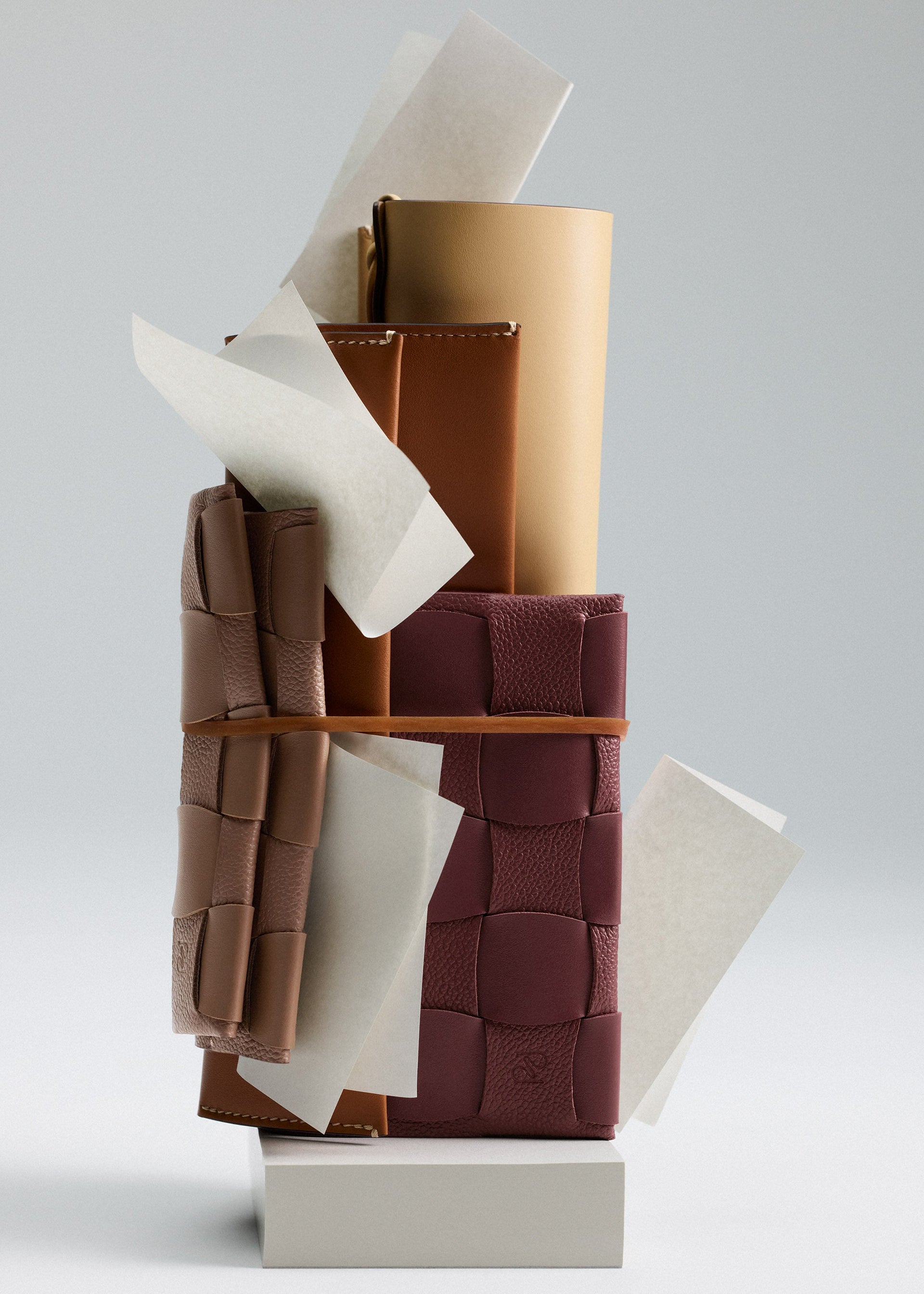 Funda Para Cuaderno Neiti A6 - Cereza Negra