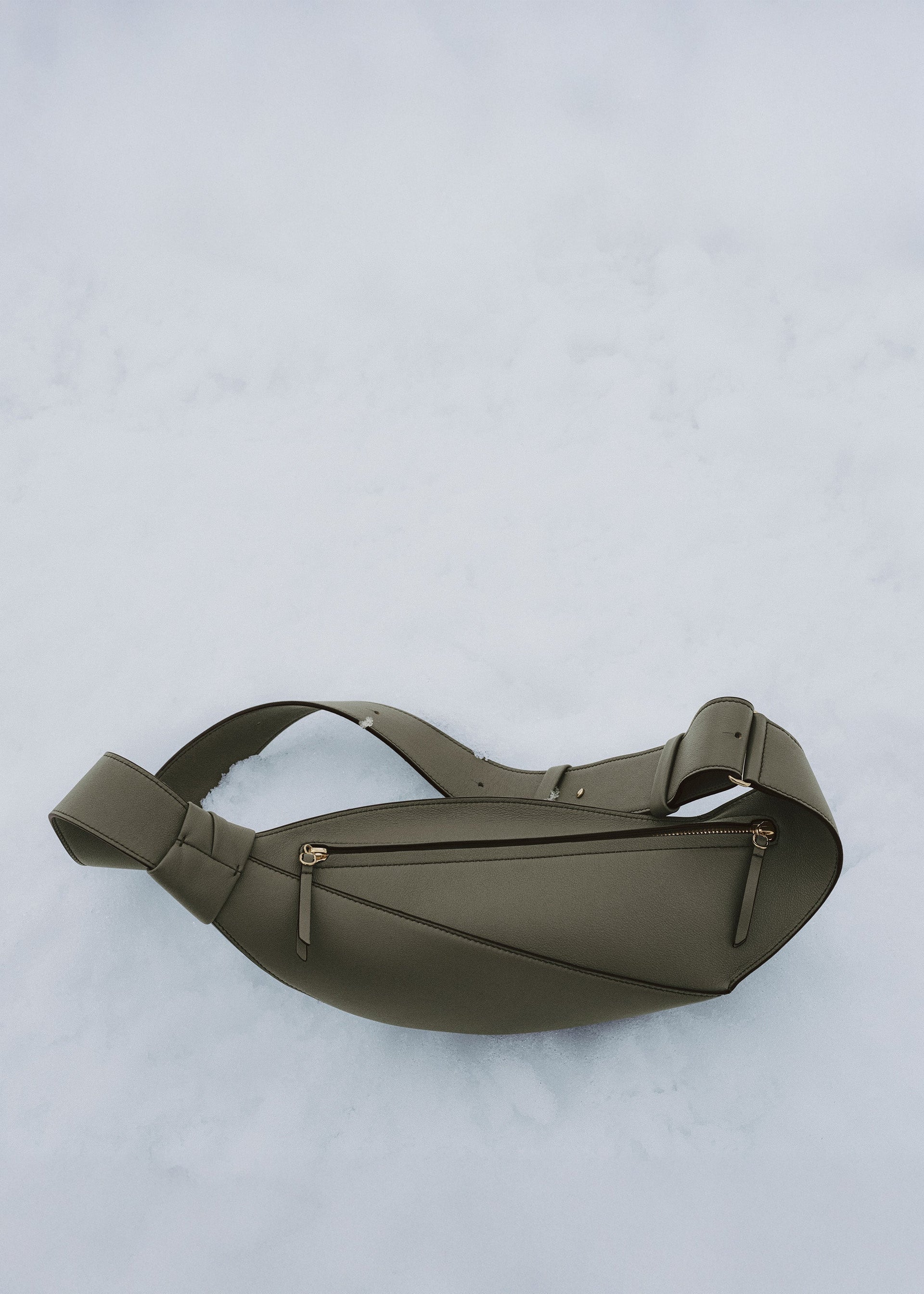 Neyu - Verde Ahumado Piel Lisa