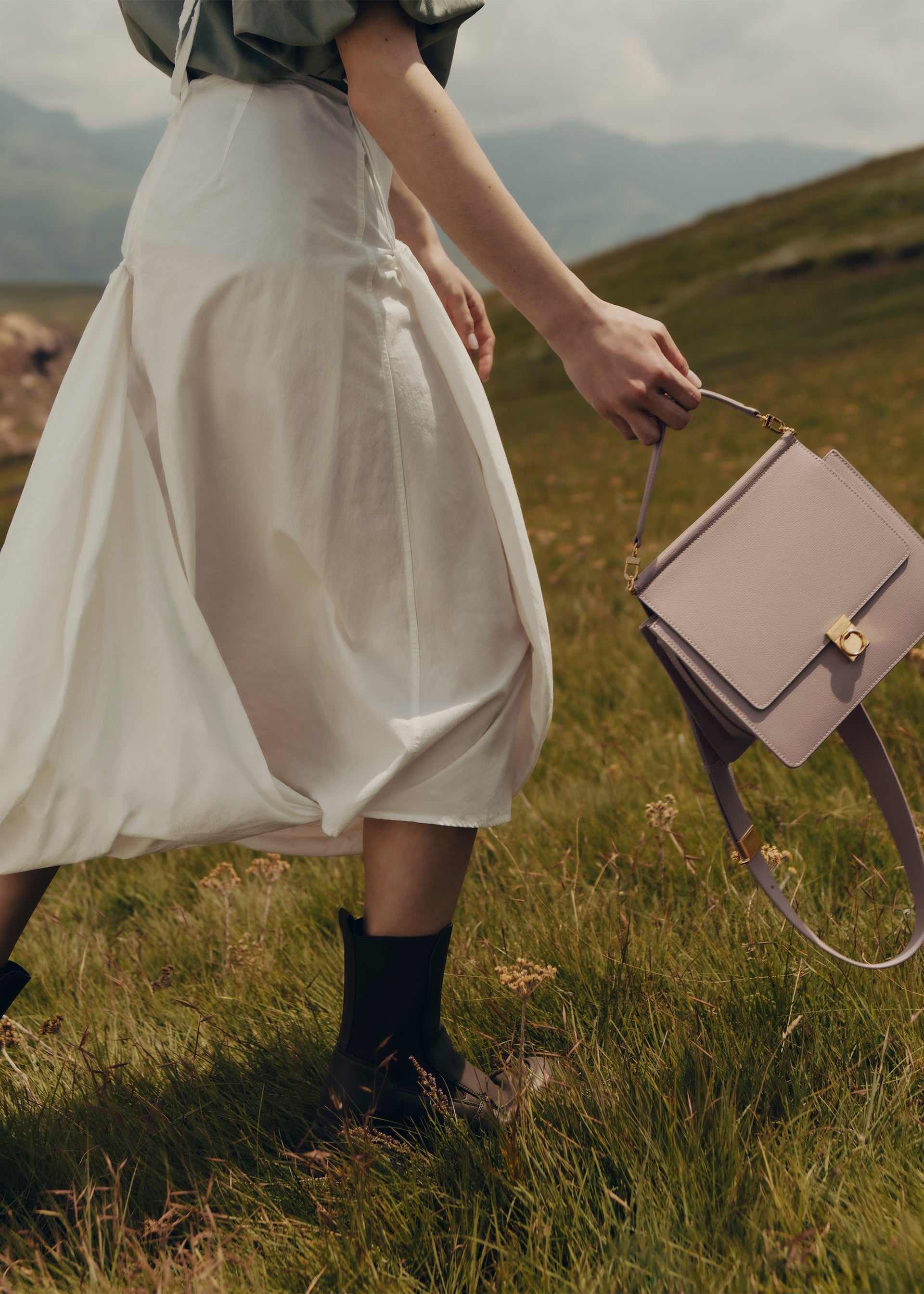 Numéro Sept - Gris Topo Piel Granulada