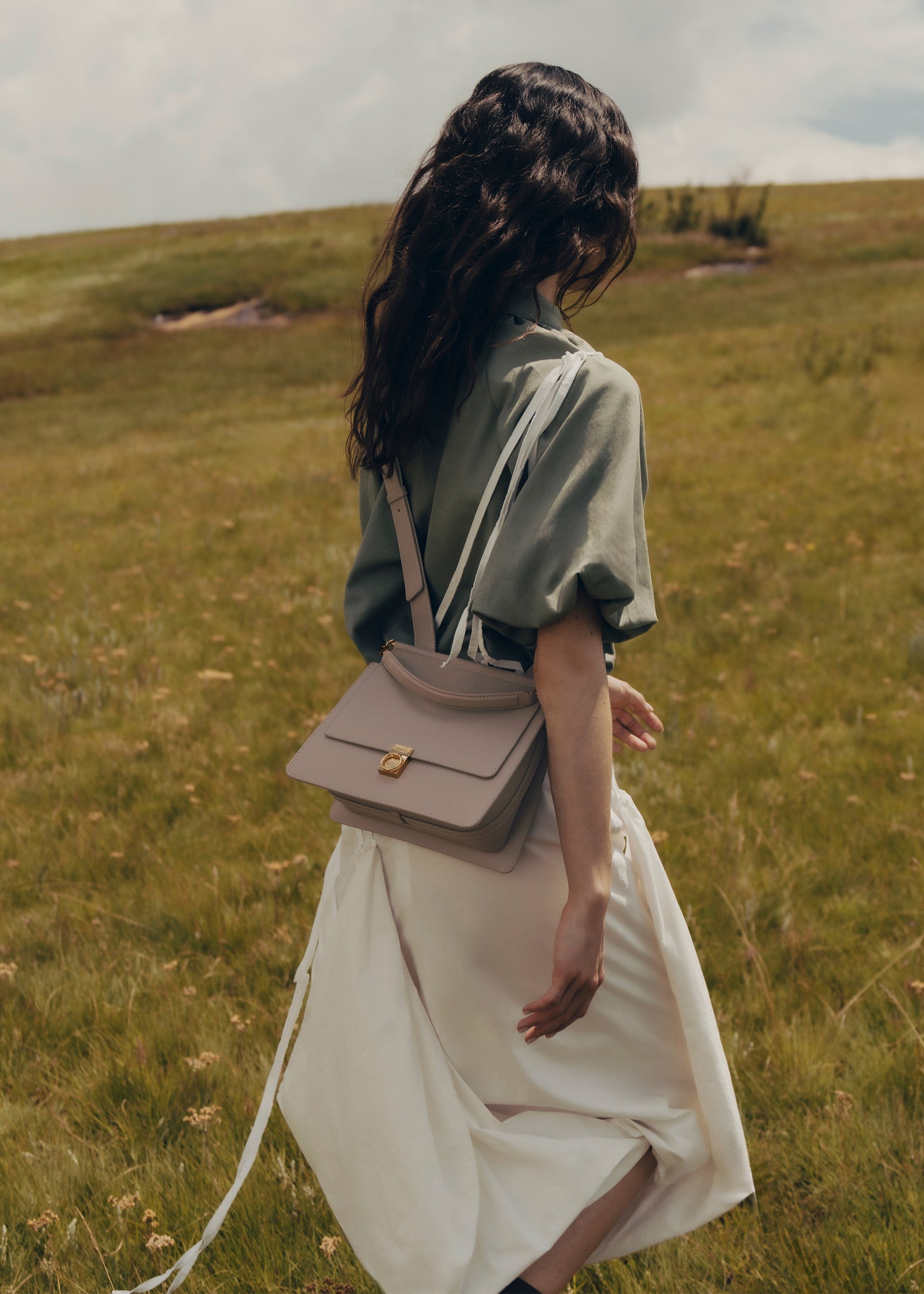 Numéro Sept - Gris Topo Piel Granulada