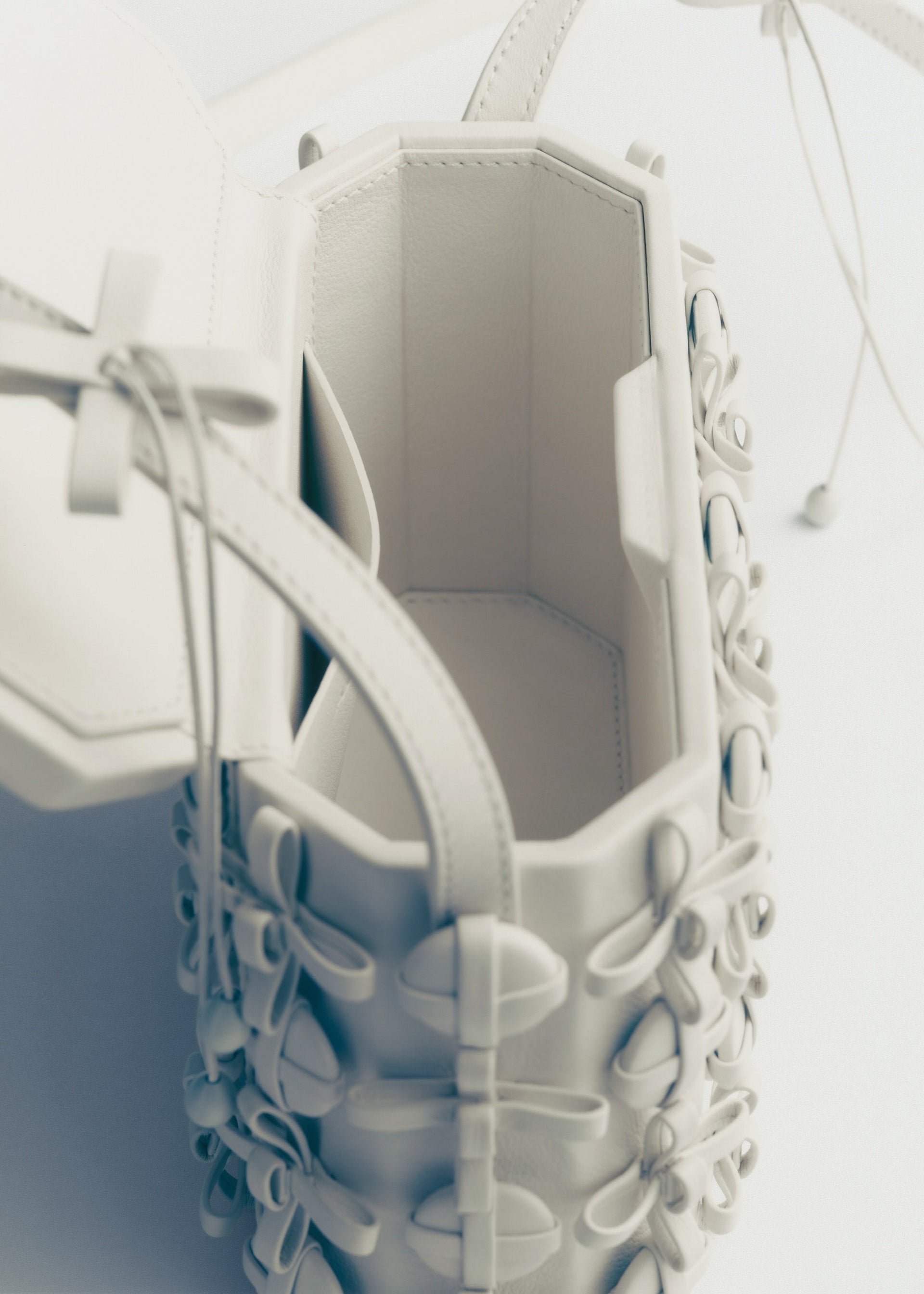 Button Bow Box - Porcelana