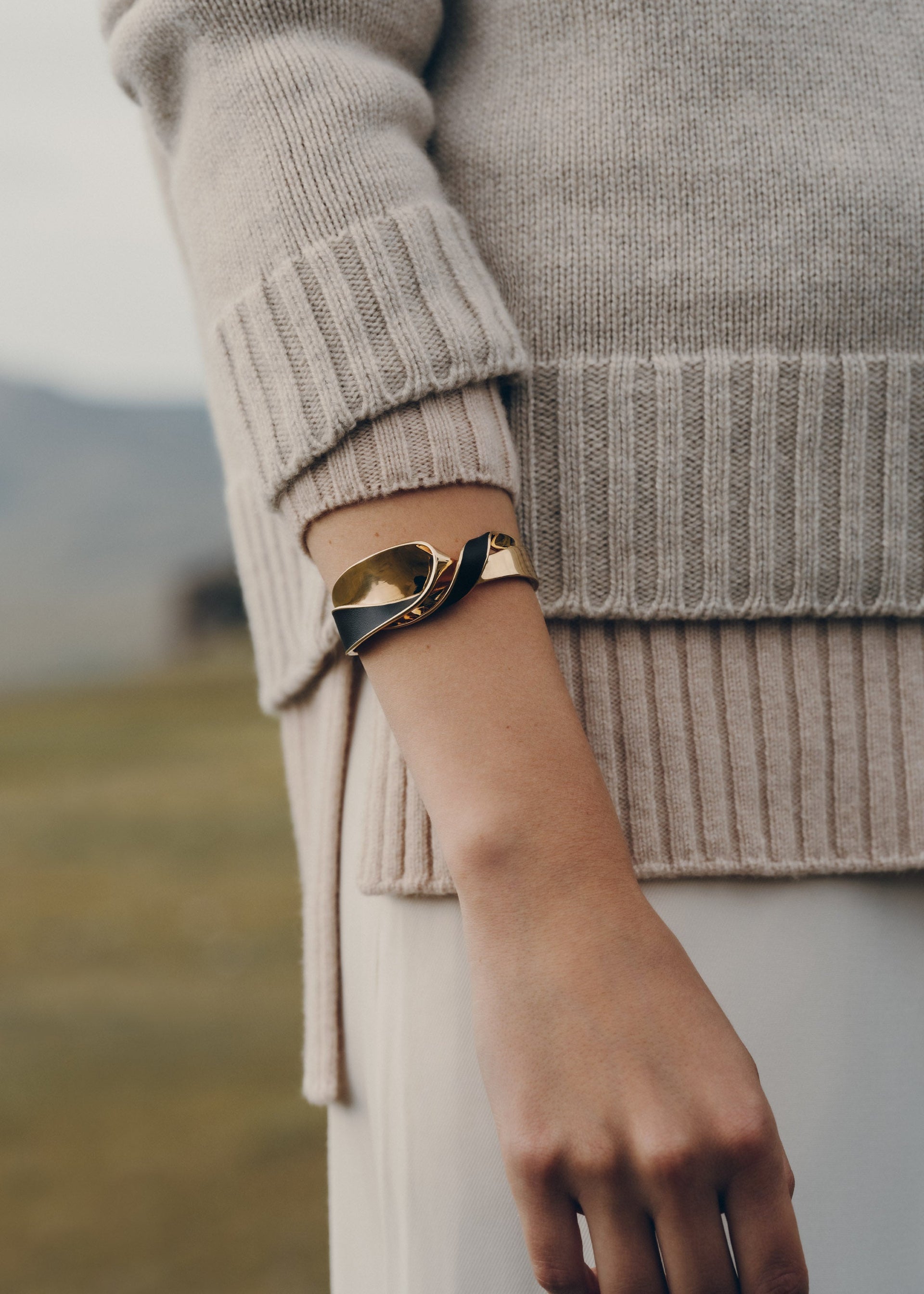 Brazalete Éole - Cuero Negro