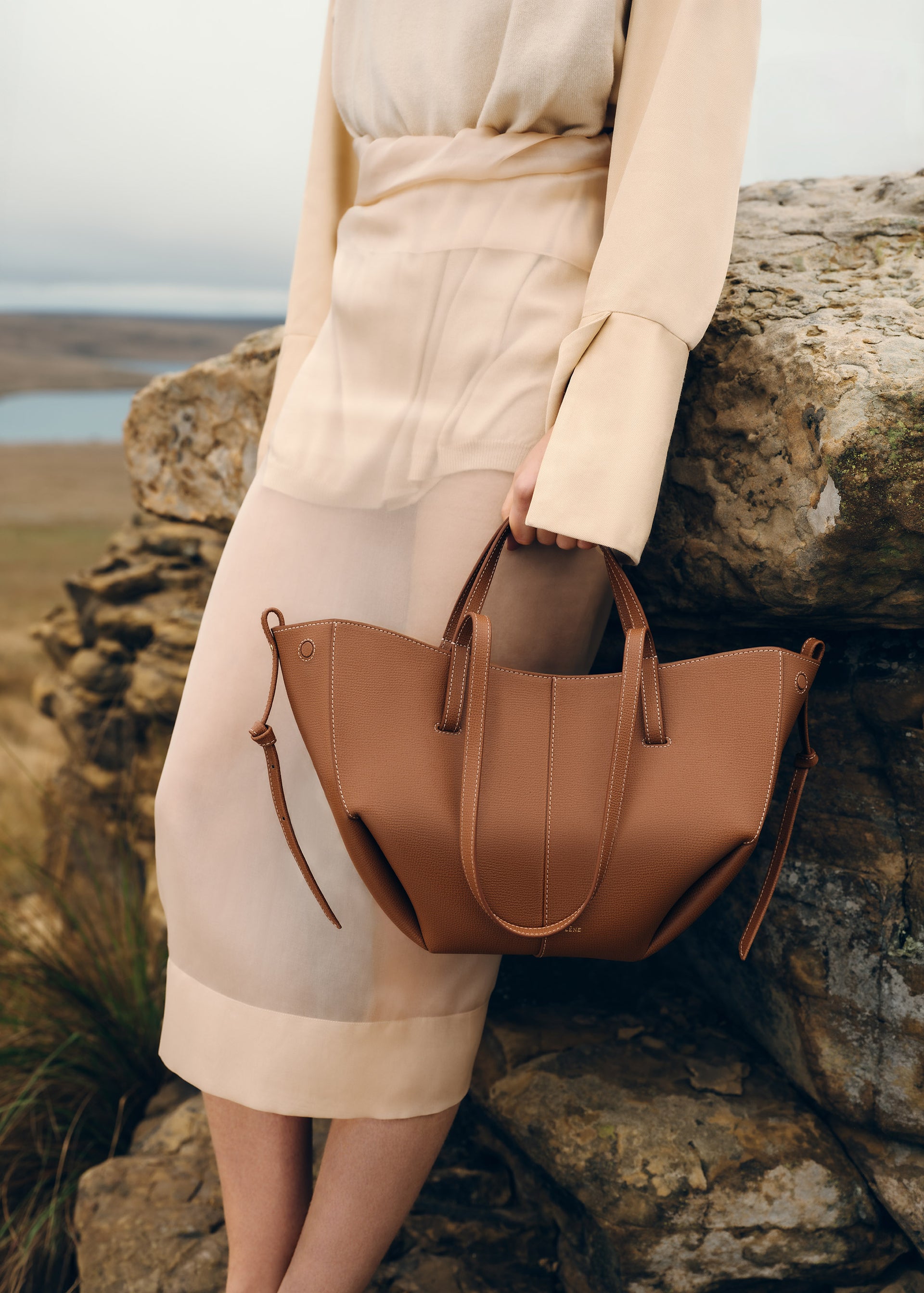 Cyme Mini - Camel Piel Granulada
