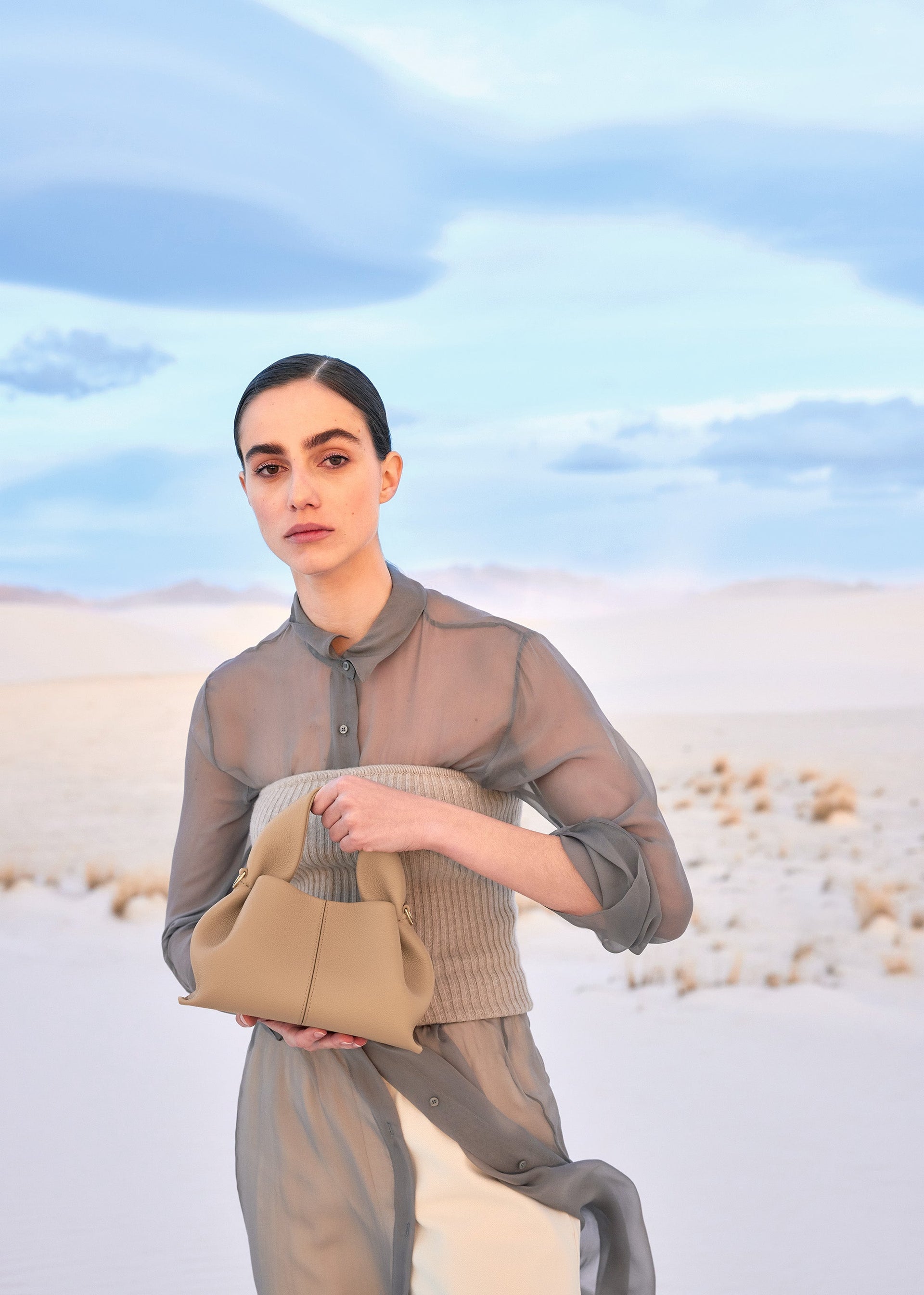 Numéro Neuf Mini - Beige Piel Granulada