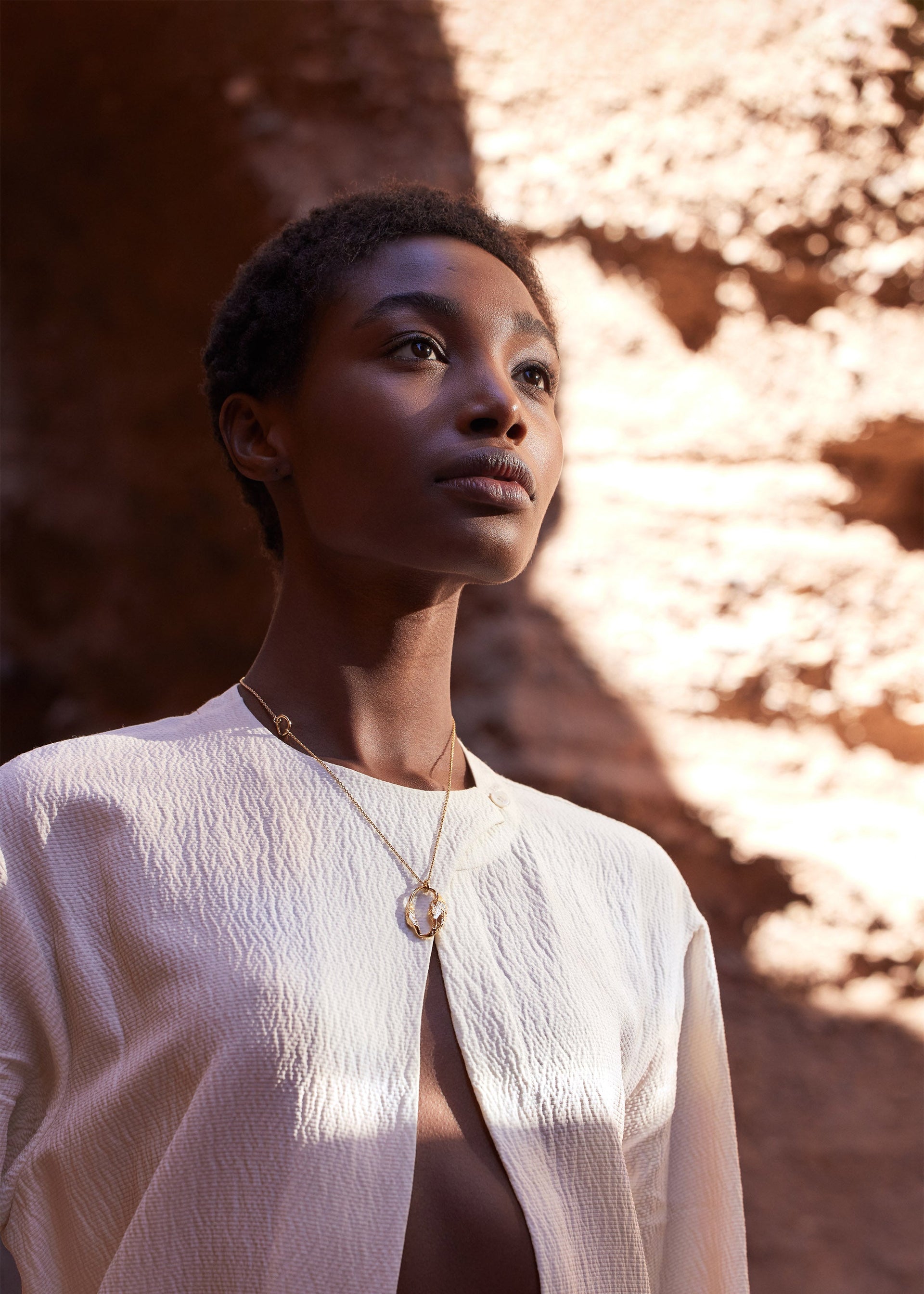 Colgante Eroz​ - chapada en oro de 24 quilates​